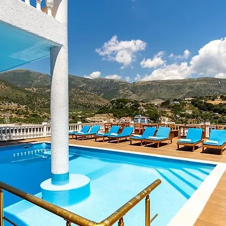 Goro 10 - Front Pool, Kitchen & Parking Апартаменты *