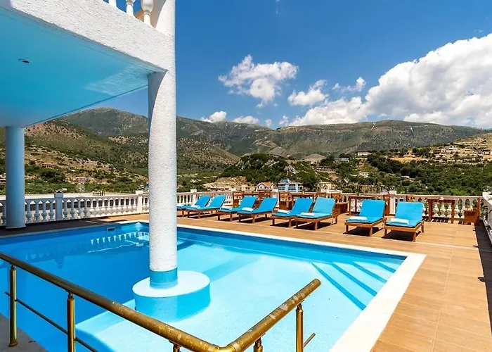 Goro 10 - Front Pool, Kitchen & Parking Appartamento *